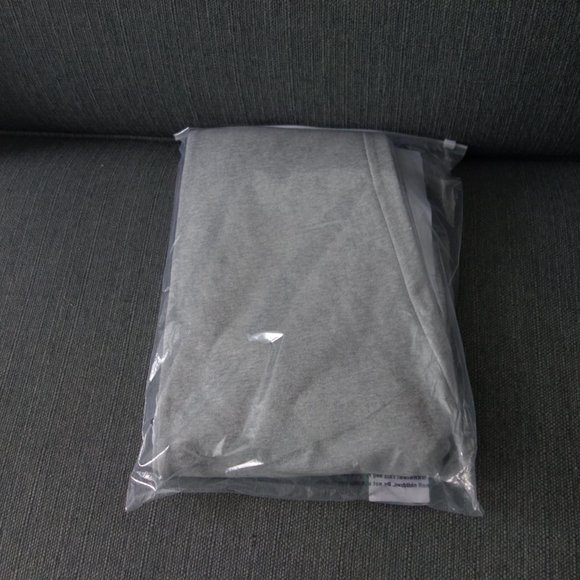 VeeFriends Classic Ash Grey Track Suit Size S - Picture 7 of 15